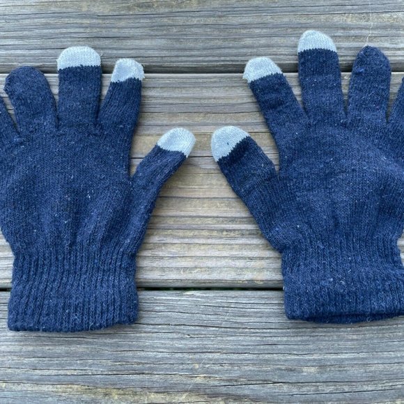 Women Gloves With Touch Screen Friendly Thumb and finger Warm Winter Blue Gloves - Picture 3 of 9